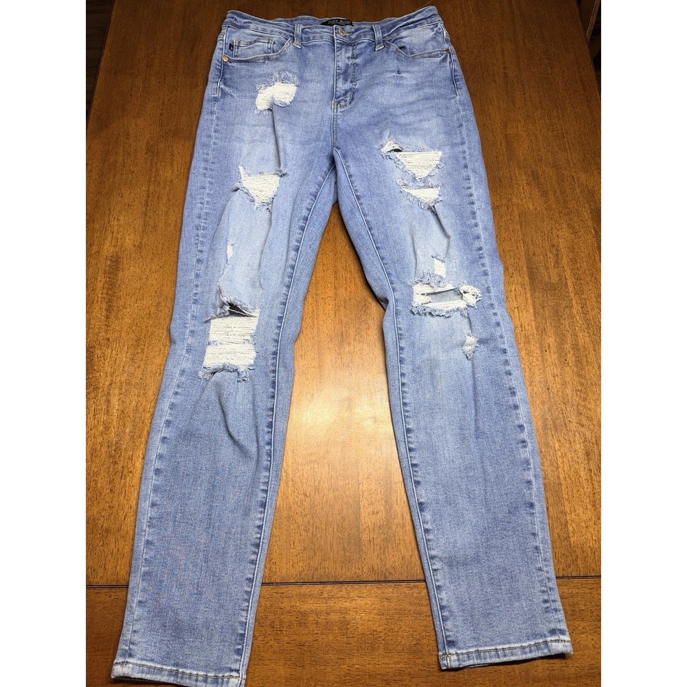 Judy Blue Jeans Women 13/31 Light Blue Good‎ Distressed Slim JB88404 LT